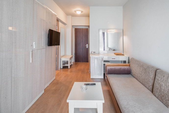 Imagen de la habitación del Hotel Bolu Grand Koroglu Otel. Foto 15