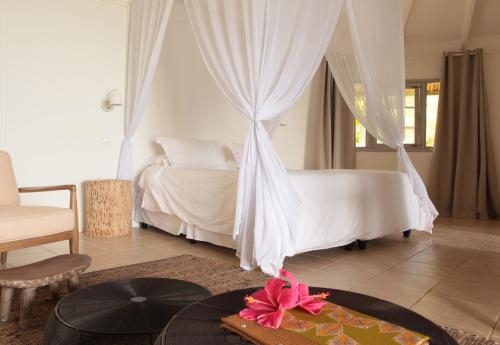 Imagen general del Hotel Bom Bom Principe Island. Foto 6