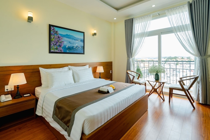 Imagen de la habitación del Hotel BomBo Dalat. Foto 4