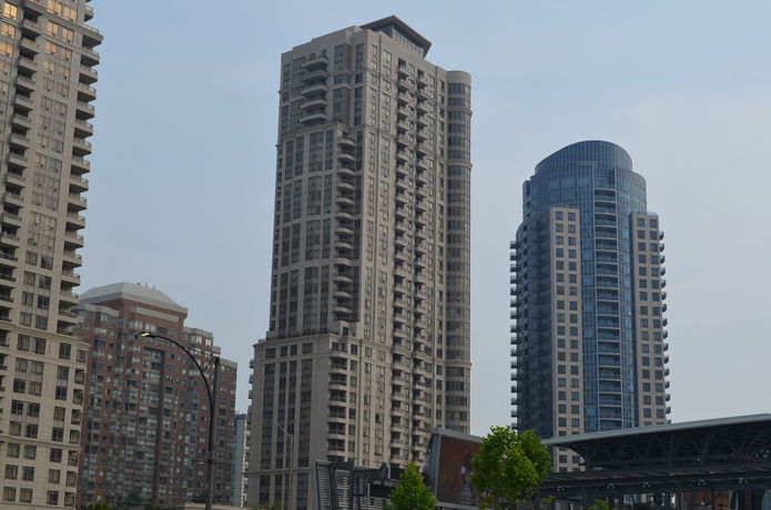 Imagen general del Hotel Bombay Suites -grand Ovation Mississauga. Foto 2