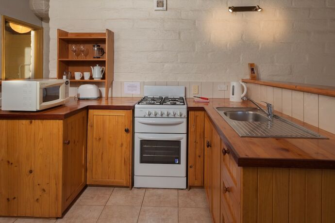 Imagen general del Hotel Bombina Cottages. Foto 4