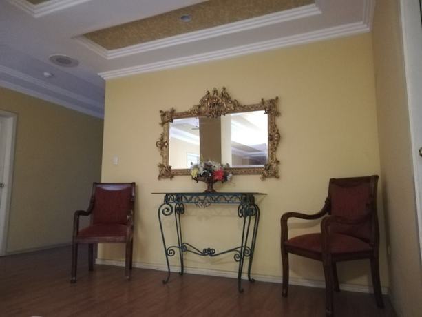 Imagen de los interiores del Hotel Bombuscaro. Foto 9