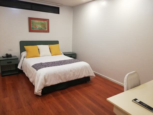 Imagen de la habitación del Hotel Bombuscaro. Foto 5