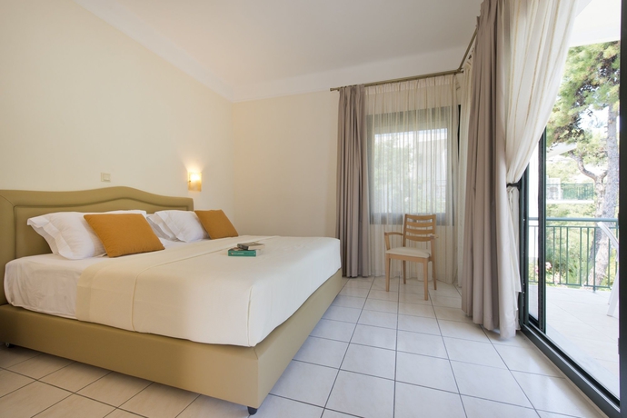 Imagen de la habitación del Hotel Bomo Tosca Beach. Foto 5