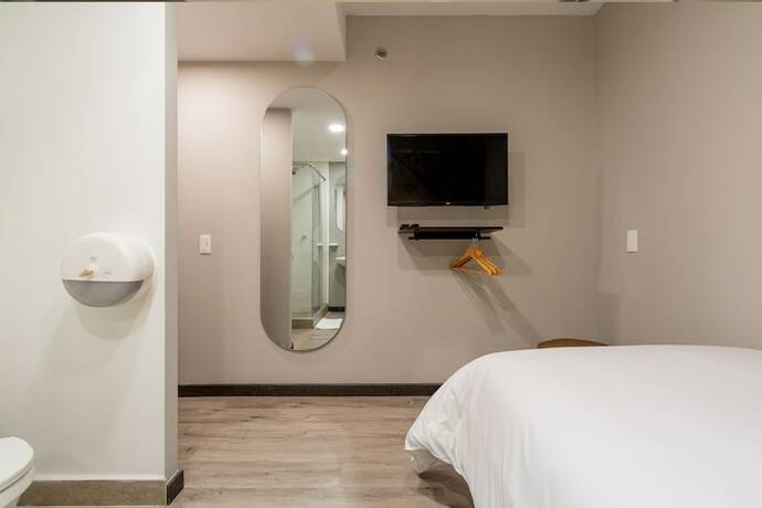 Imagen de la habitación del Hotel Bon 17. Foto 17