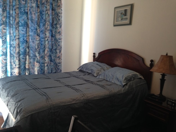 Imagen de la habitación del Hotel Bon Accueil. Foto 5