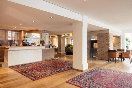 Imagen de los interiores del Hotel Bon Alpina. Foto 9