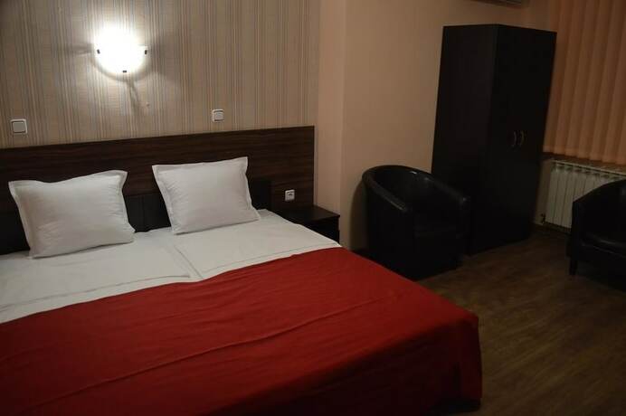 Imagen de la habitación del Hotel Bon Bon. Foto 15