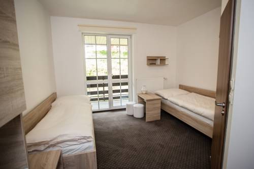 Imagen de la habitación del Hotel Bon. Foto 9