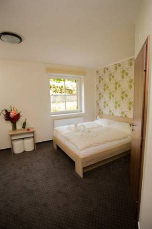 Imagen de la habitación del Hotel Bon. Foto 15