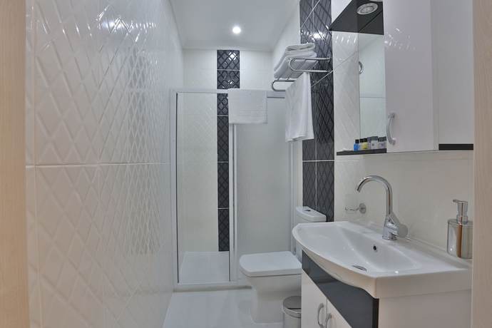 Imagen de la habitación del Hotel Bon Hagia Sophia. Foto 9