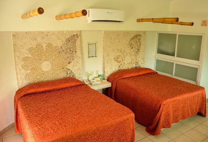 Imagen de la habitación del Hotel Bon Jesús. Foto 15