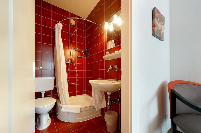 Imagen de la habitación del Hotel Bon Port. Foto 4