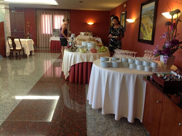 Imagen del bar/restaurante del Hotel Bon Retorn Restaurant. Foto 2