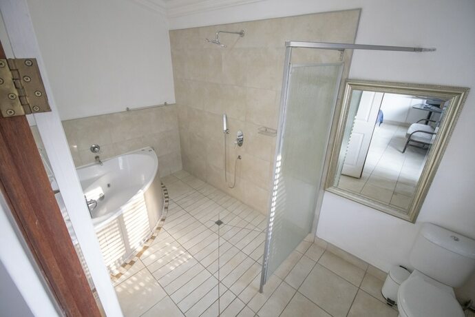 Imagen general del Hotel Bon Rustenburg. Foto 9