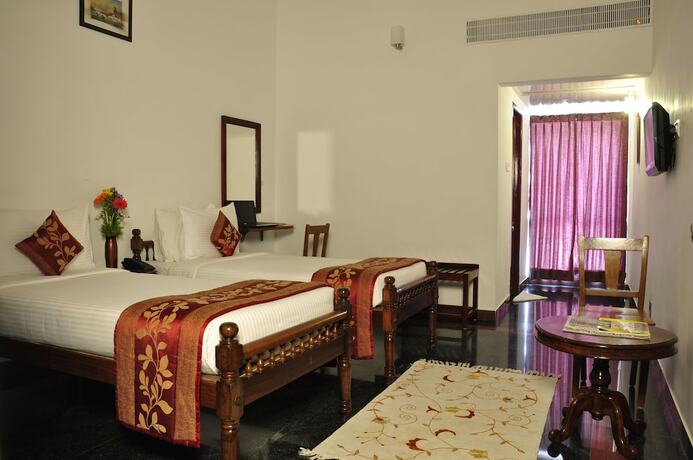 Imagen general del Hotel Bon Sejour. Foto 5