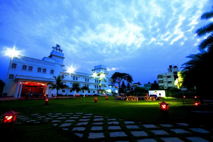 Imagen general del Hotel Bon Sejour. Foto 1