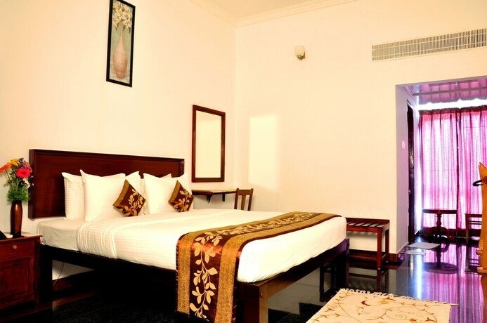 Imagen de la habitación del Hotel Bon Sejour. Foto 22