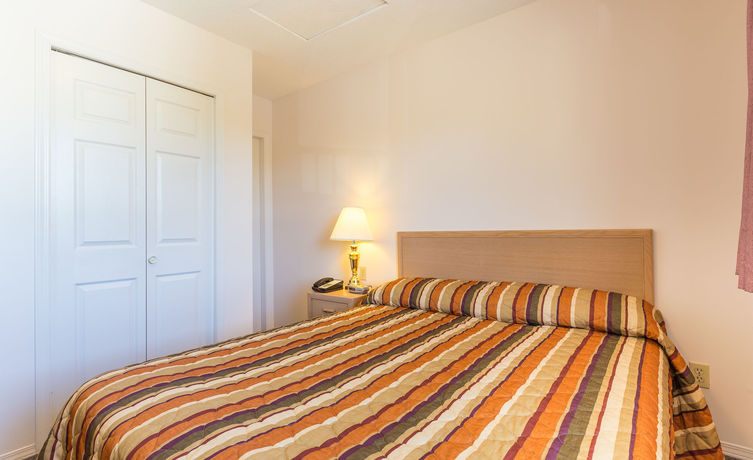 Imagen de los interiores del Hotel Bon Voyage Inn. Foto 14