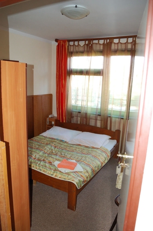 Imagen de la habitación del Hotel Bona. Foto 5