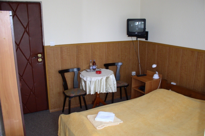 Imagen de la habitación del Hotel Bona. Foto 6