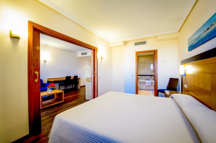 Imagen de la habitación del Hotel Bonalba Alicante. Foto 2