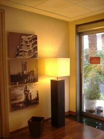 Imagen de los interiores del Hotel Bonanova Park. Foto 11