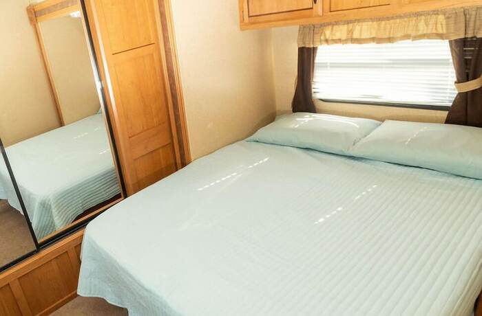 Imagen de la habitación del Hotel Bonanza Camping Resort. Foto 16