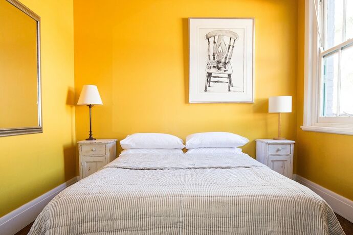 Imagen de la habitación del Hotel Bondi Beach House. Foto 35