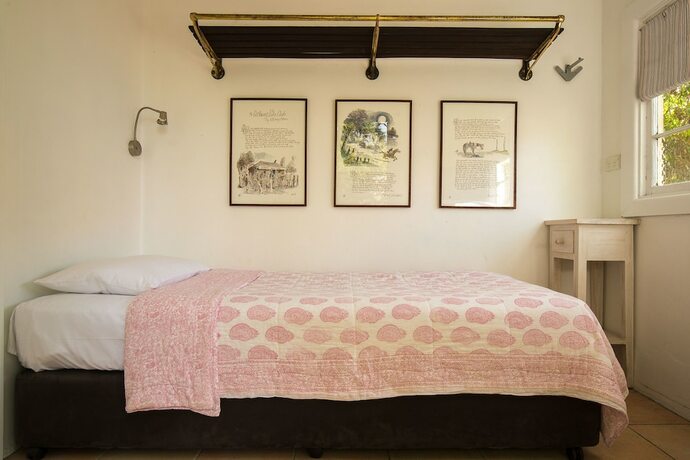 Imagen de la habitación del Hotel Bondi Beach House. Foto 38
