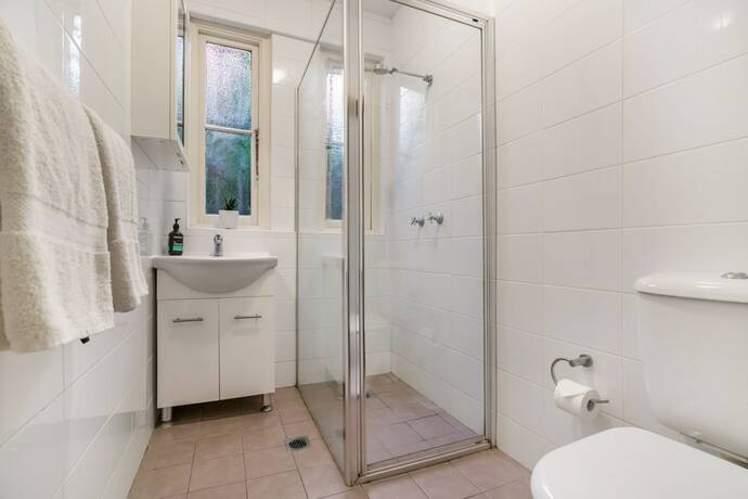 Imagen de la habitación del Hotel Bondi Beach Peach. Foto 5