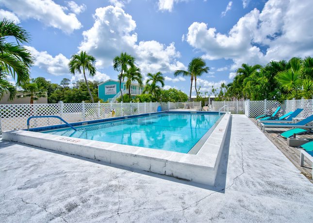 Imagen de la piscina del Hotel Bonefish Bay Motel. Foto 20