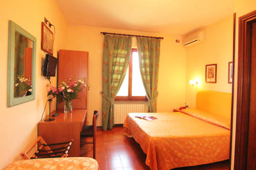 Imagen de la habitación del Hotel Boni Cerri. Foto 6