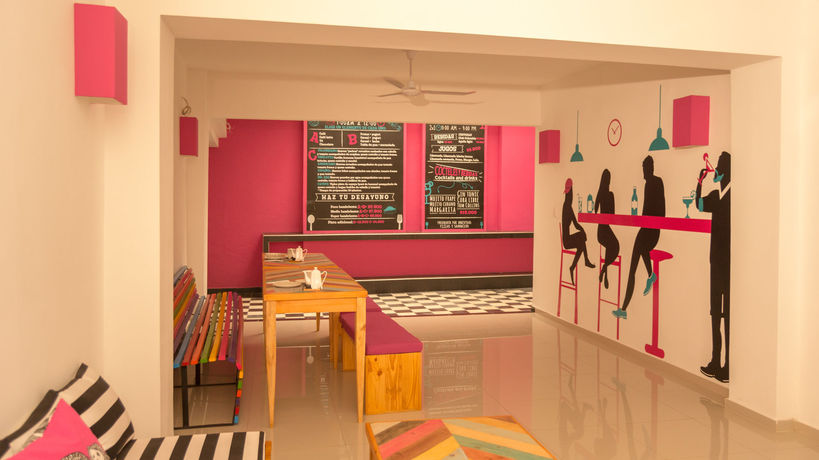 Imagen del bar/restaurante del Hotel Bonita Bay Concept Hotel By Xarm Hotels. Foto 2