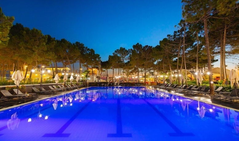 Imagen de la piscina del Hotel Bonita Classic Hotel and Spa. Foto 16