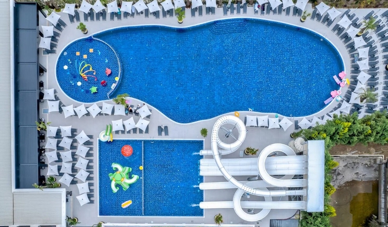Imagen de la piscina del Hotel Bonita Luxury Resort and Spa. Foto 14