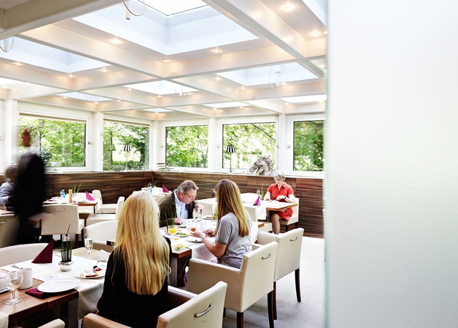 Imagen del bar/restaurante del Hotel Bonjour, Bad Soden am Taunus. Foto 2