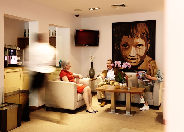 Imagen de los interiores del Hotel Bonjour, Bad Soden am Taunus. Foto 13