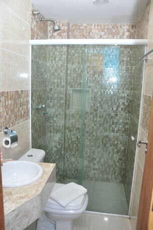 Imagen de la habitación del Hotel Bonjour, Maca&eacute;. Foto 13