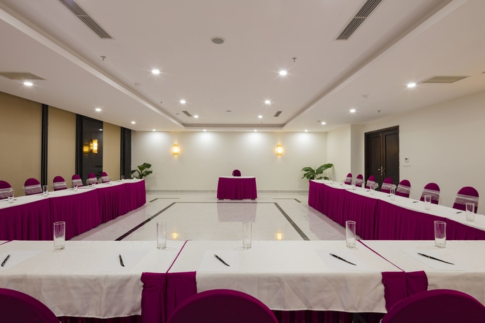 Imagen general del Hotel Bonjour Nha Trang. Foto 2