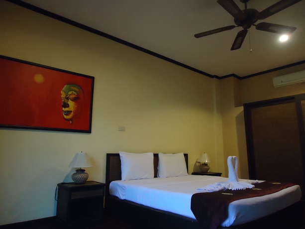 Imagen de la habitación del Hotel Bonkai Resort. Foto 5