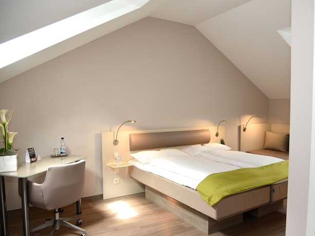 Imagen de la habitación del Hotel Bonn City. Foto 2