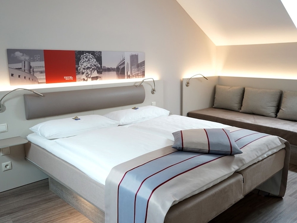 Imagen de la habitación del Hotel Bonn City. Foto 4