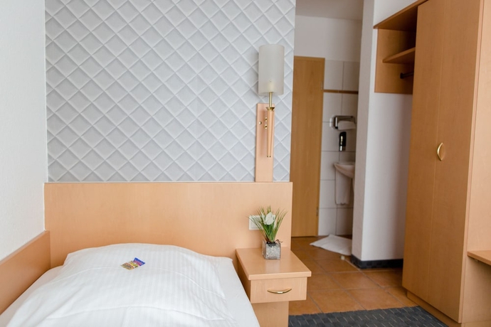 Imagen de la habitación del Hotel Bonn City. Foto 8