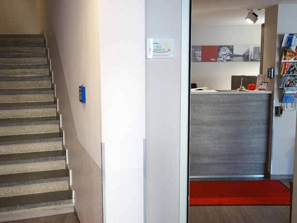 Imagen de los interiores del Hotel Bonn City. Foto 18