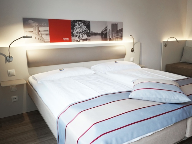 Imagen de la habitación del Hotel Bonn City. Foto 13