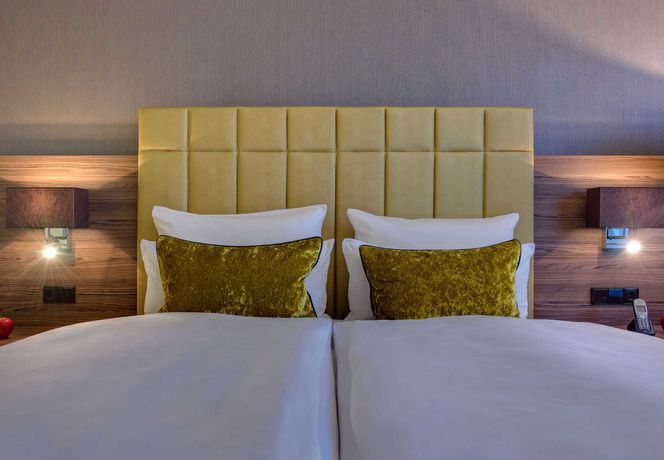 Imagen de la habitación del Hotel Bonn Marriott. Foto 10