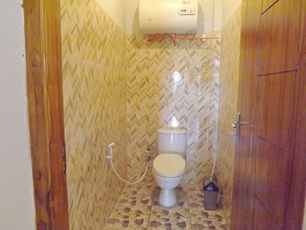 Imagen de la habitación del Hotel Bonne Nuit, Labuan Bajo. Foto 5