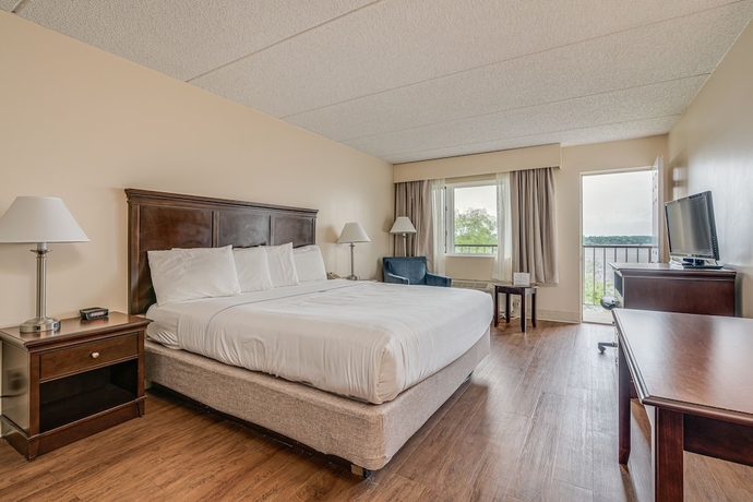 Imagen de la habitación del Hotel Bonnie Castle Resort & Marina. Foto 3