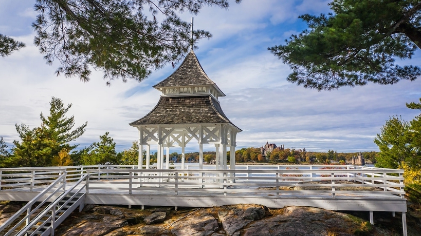 Imagen de los exteriores del Hotel Bonnie Castle Resort & Marina. Foto 16